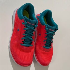 Champion Women's Memory Foam Non- Marking Sole Shoes Size 7.5